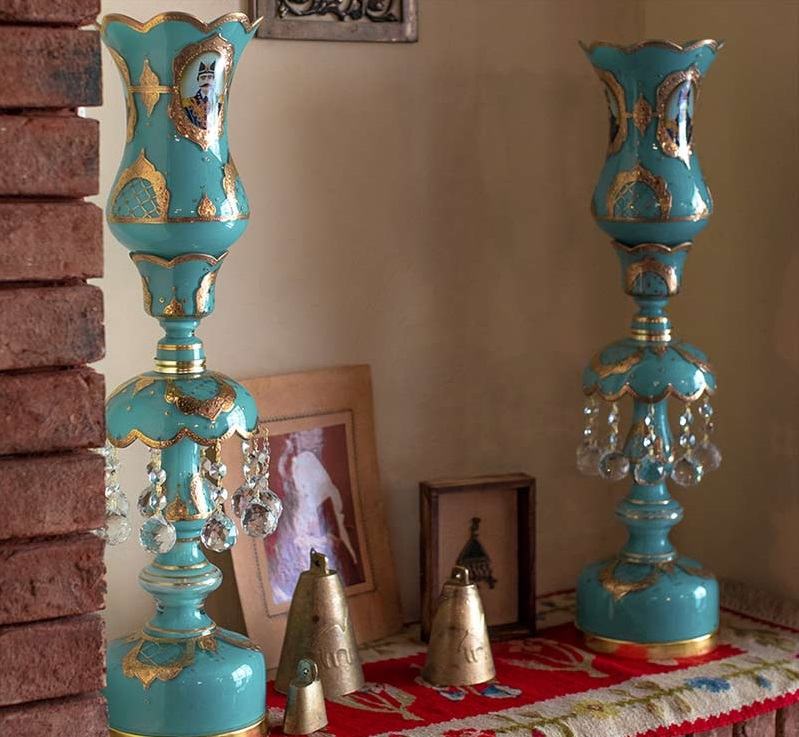 Geëmailleerde Perzische kristallen kroonluchterlamp, traditioneel tulpvormig