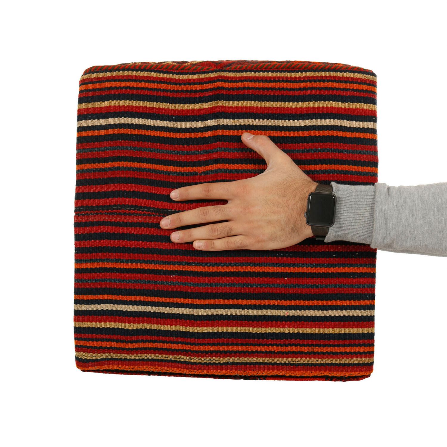 Authentieke Ottomaanse kilim poef van Iraanse oorsprong – Handgemaakt