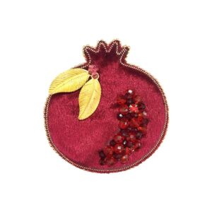 Granaatappelbroche voor Yalda – feestelijk accessoire