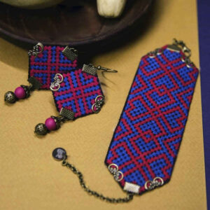 Perzische geborduurde armband & oorbellen set Nice Purple