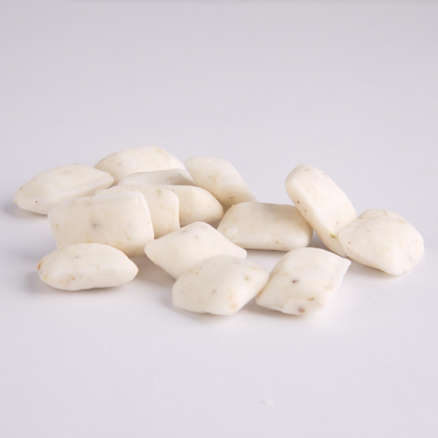 Perzische Shekar Panir – omhulde snoepjes met kardemom (2x)