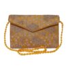 Geborduurde clutch handtas met gouden bloemmotief – A4