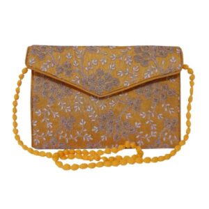Geborduurde clutch handtas met gouden bloemmotief – A4
