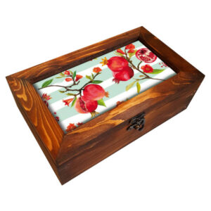 Houten geschenkdoos met Perzisch geïnspireerd granaatappelpatroon
