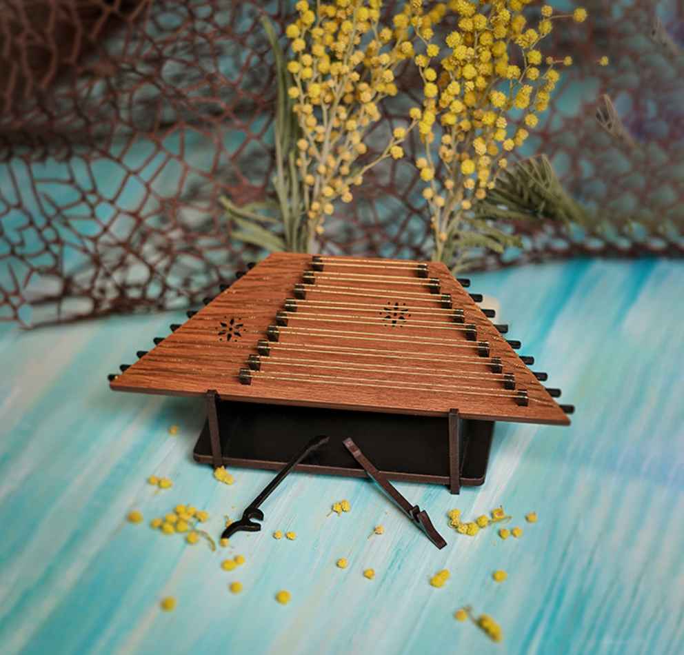 Maquette Model Kit: Perzisch Santoor Instrument Replica