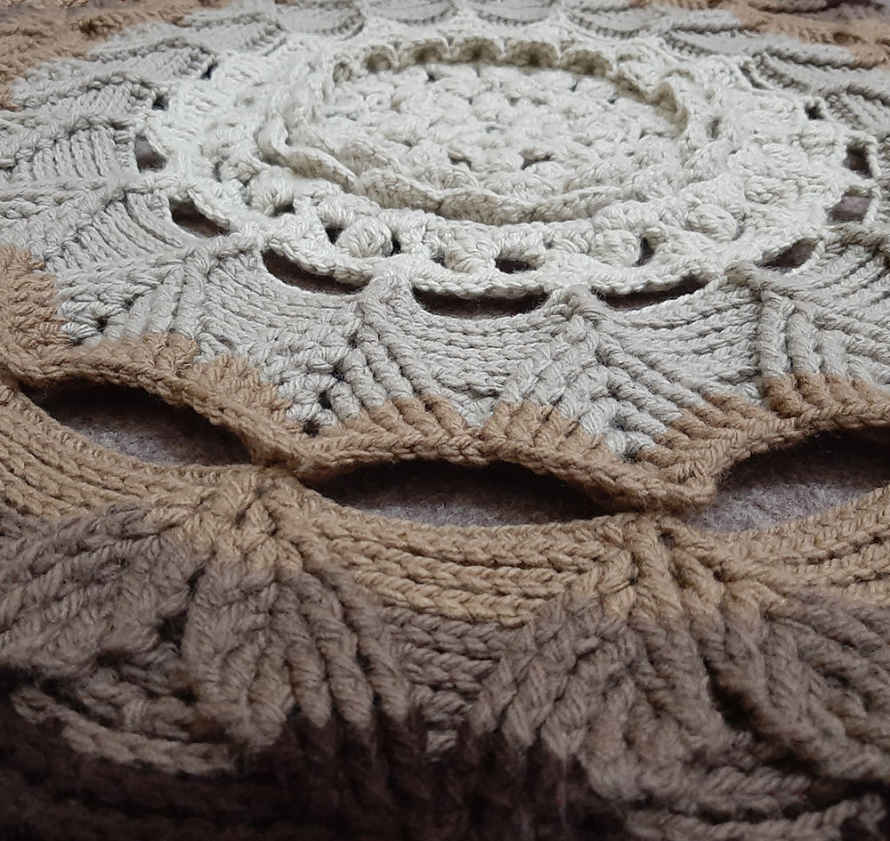 Handgeweven Boho Macrame Vloerkleed – Arkano Patroon