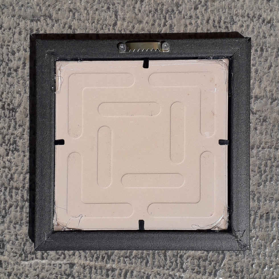 Decoratieve Perzische Gekaderde Keramische Tegel – Boze Oog