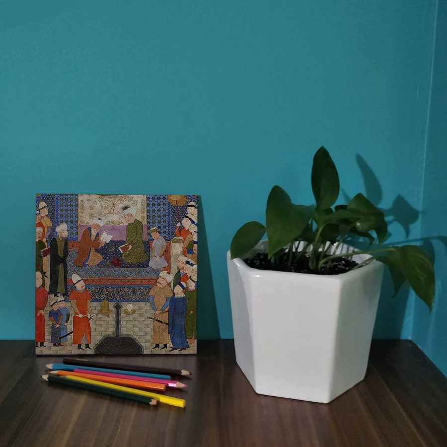 Decoratieve Perzische keramische tegel – Perzische miniatuur: De Wetenschapper
