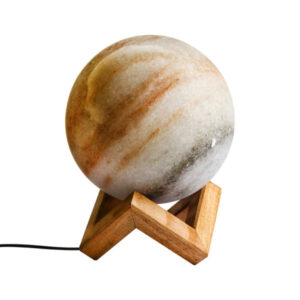 Perzische Globe zoutlamp – Handgemaakt Maan design met houten basis