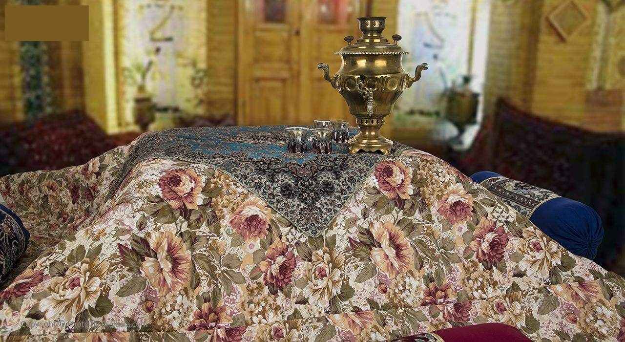 Wollen Dubbel Perzisch Korsi Quilt – Model Nasim Rood