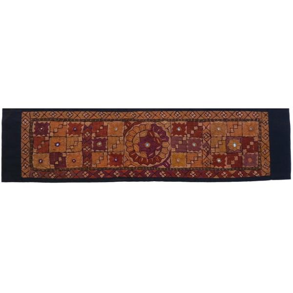 Iraans Handgeborduurd Tafelkleed Model Aras 01