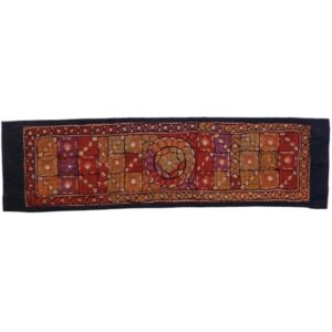 Handgeborduurd Tafelkleed Model Soozra 28