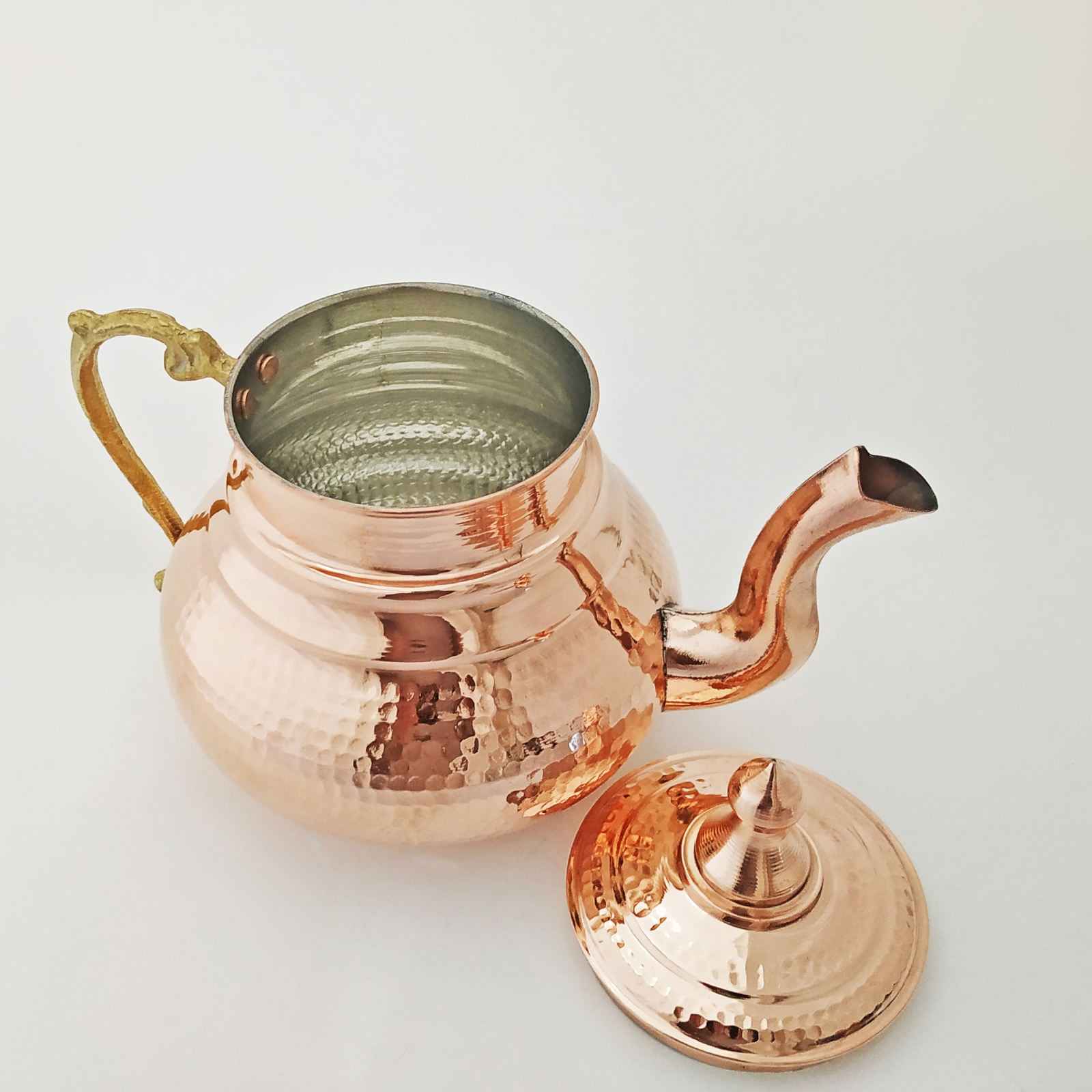 Perzische Koperen Dubbele Theepot – Duurzaam en Gehamerd Mesin
