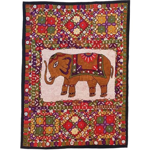 Handgeborduurd Tafelkleed Model Olifant