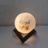 Islamitische Globe Zoutlamp Handgemaakt met Houten Basis en Wa In Yakad Vers