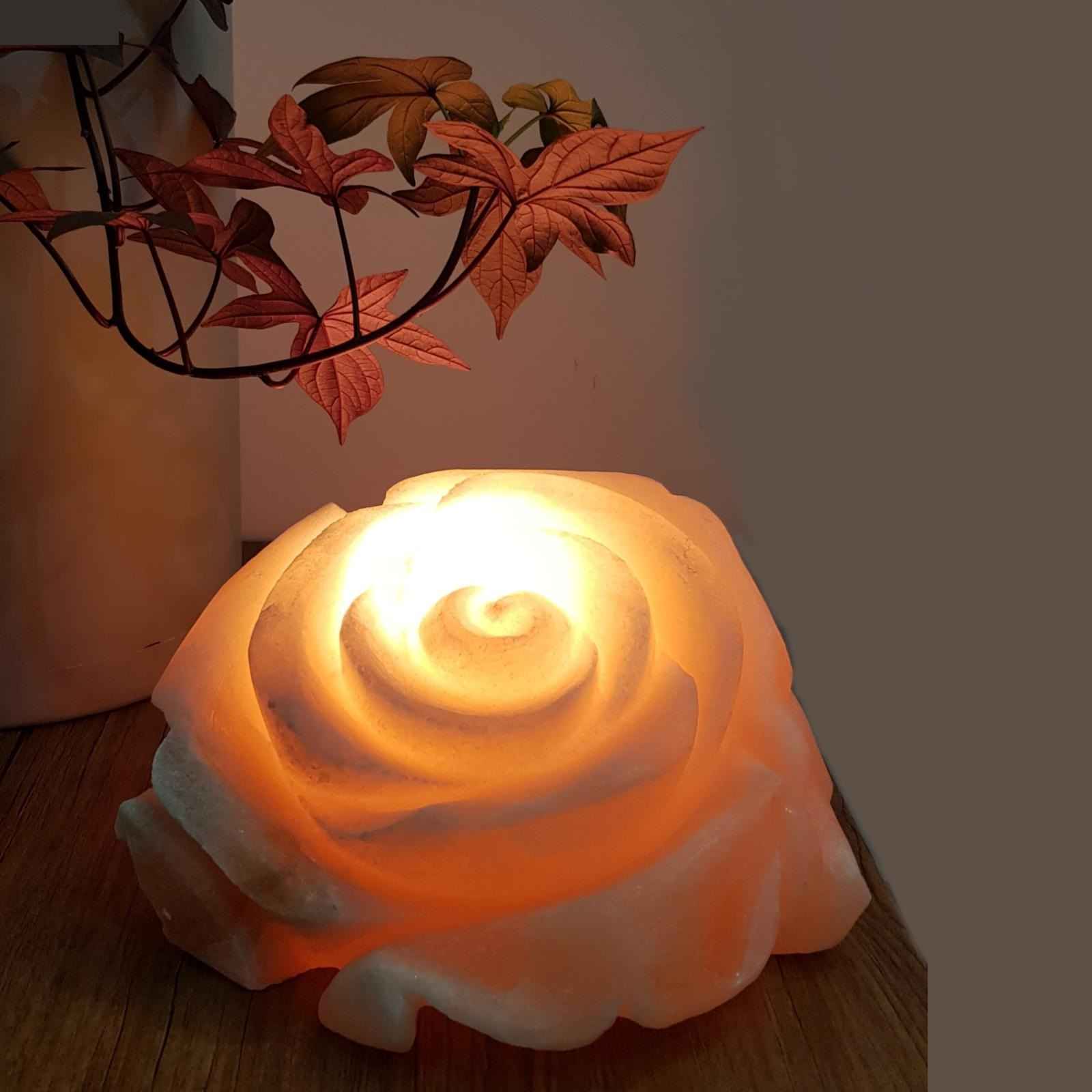 Perzische Bloem Zoutlamp – Handgemaakt Rozenontwerp