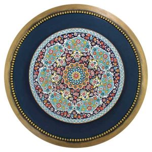Decoratieve aardewerken schaal handbeschilderd met Perzisch Minakari-emaille Sormeh