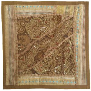 Geborduurde Kussenhoes – Bruine Suzani Design