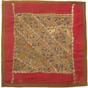 Geborduurde Kussenhoes – Rode Suzani Design