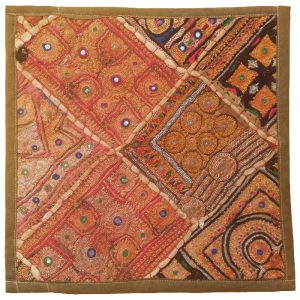 Geborduurde Kussenhoes – Faran Suzani Design