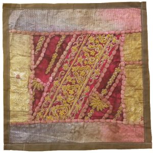 Geborduurde Kussenhoes – Regenboog Suzani Design