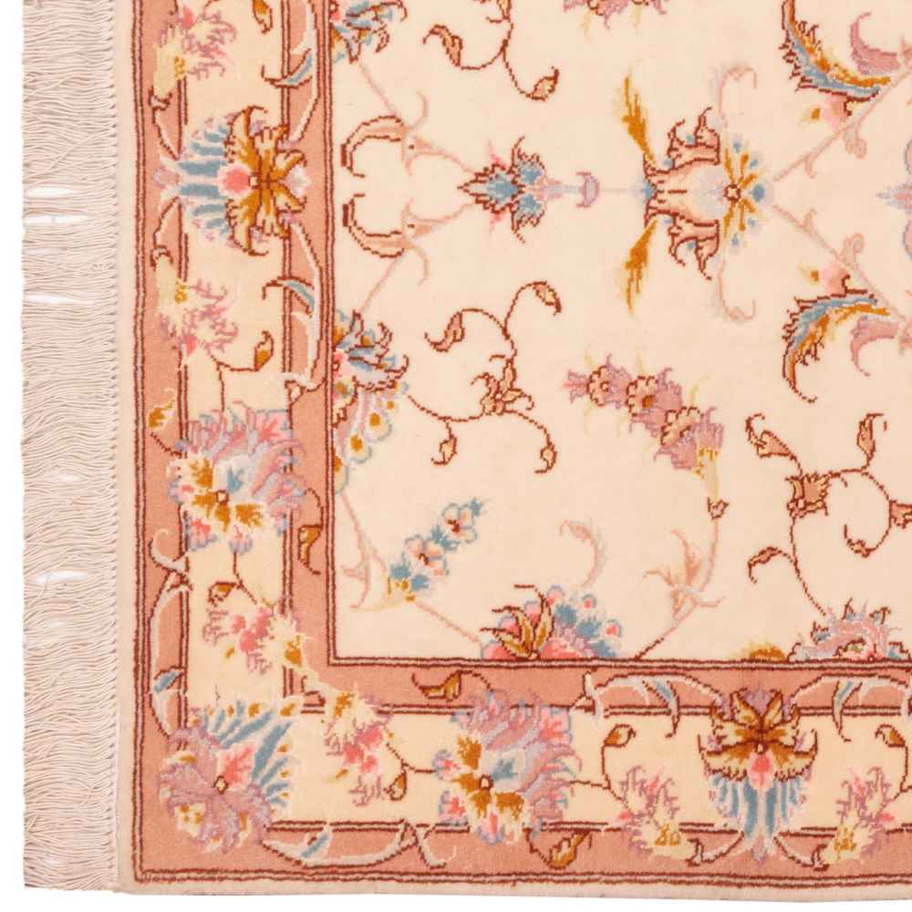 Handgeknoopt Perzisch Tabriz Yara Loper (Elegant Bloemenpatroon) – Crème Zijde & Wol