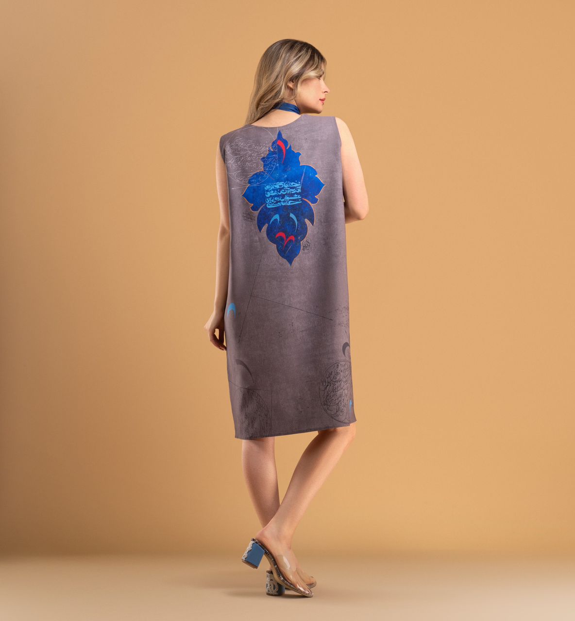 Dames Kledingset Afagh – Oversized Shirt & Sjaal – Grijs