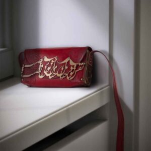 Handgemaakte Leren Crossbody Tas – Perzisch Nafas Ontwerp