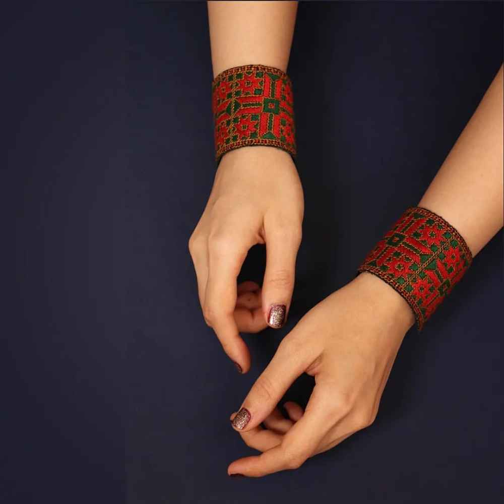 Persische geborduurde armband model Rima
