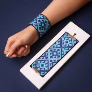 Perzische geborduurde armband model Roya