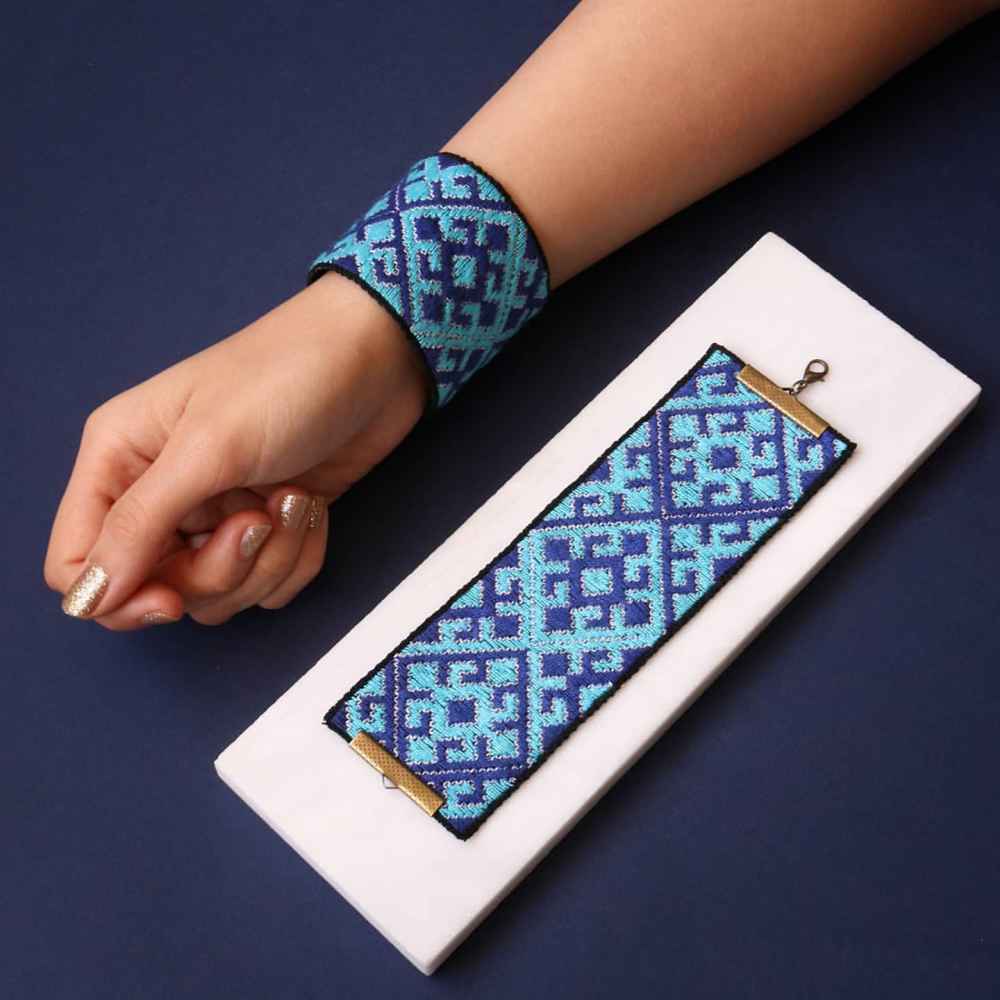 Perzische geborduurde armband model Roya