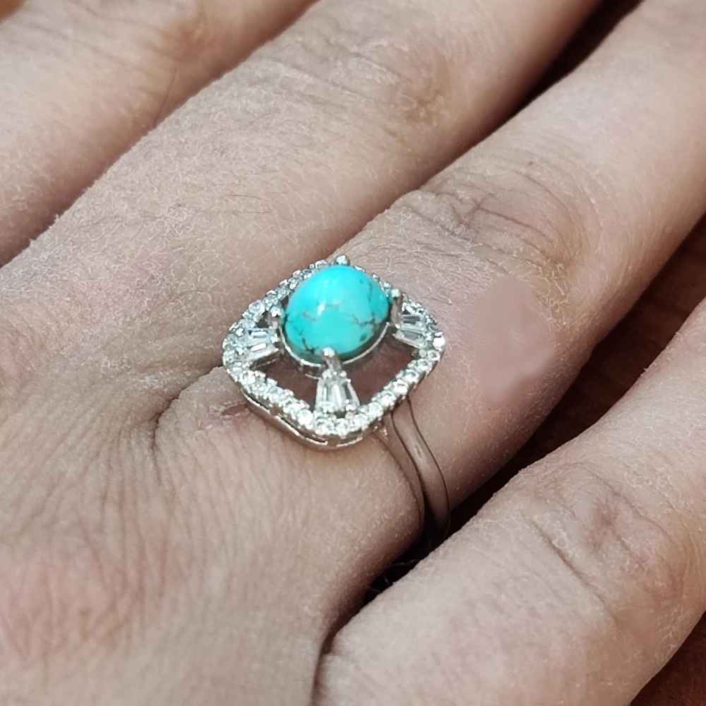 Handgemaakte Perzische Zilveren Ring met Neyshabur Turkoois Fatima