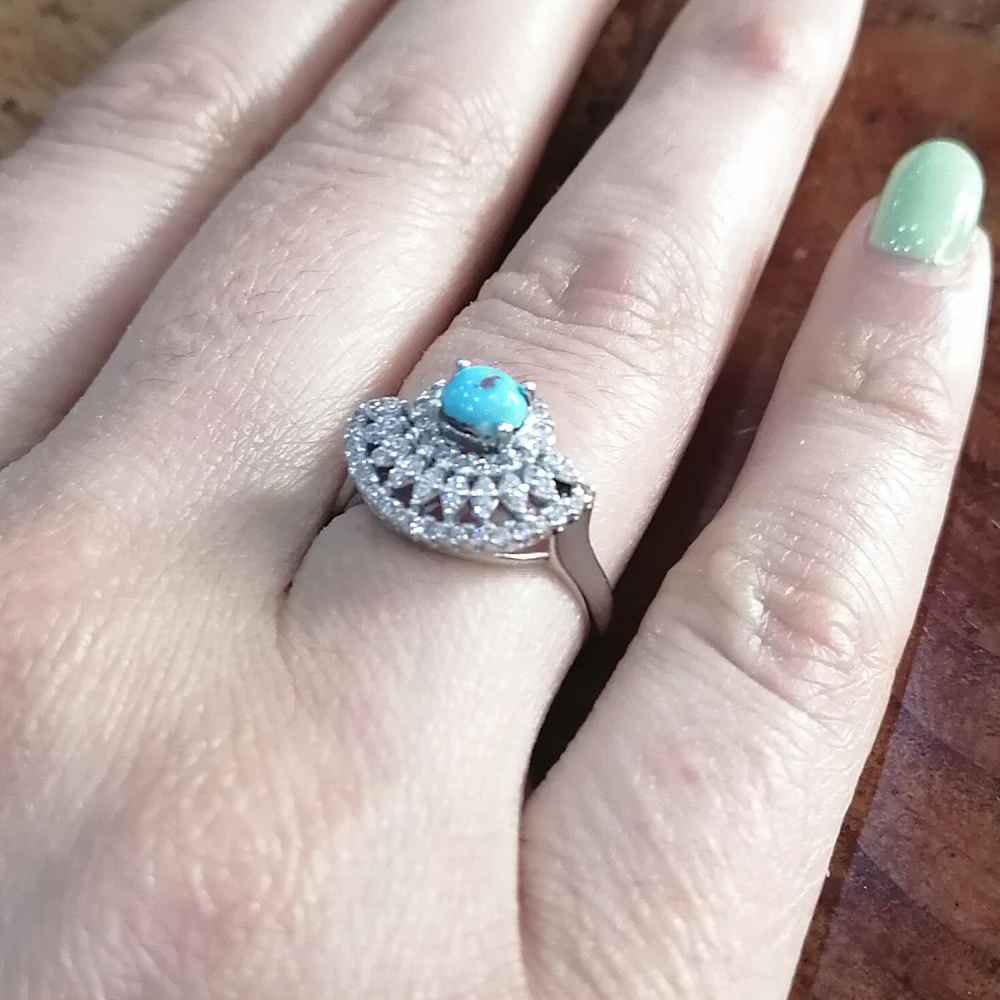 Handgemaakte Perzische Zilveren Ring met Neyshabur Turkoois Nazanin