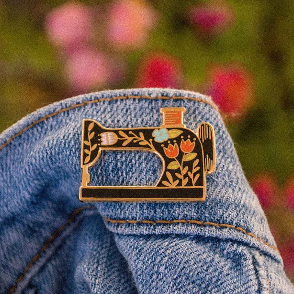 Art Deco Broche Speld Model Naaien