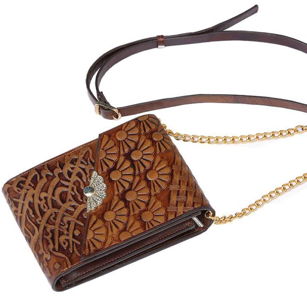 Handgemaakte Leren Crossbody Schoudertas – Perzische Calligrafie Sadaf Design