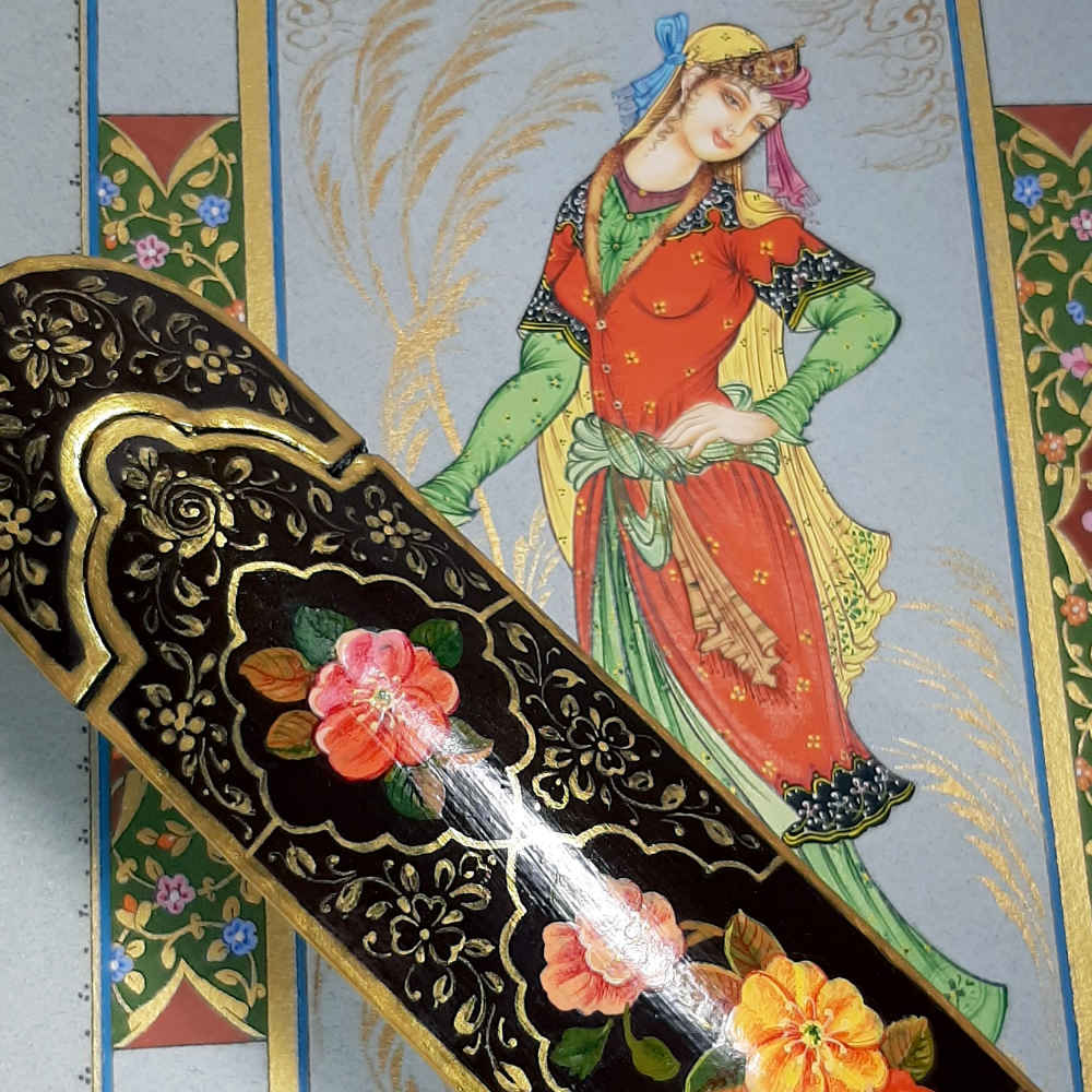 Houten pennenbox handgemaakt met Perzische khatamkari-kunst