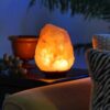 Perzische zoutlamp met houten basis – Tina model