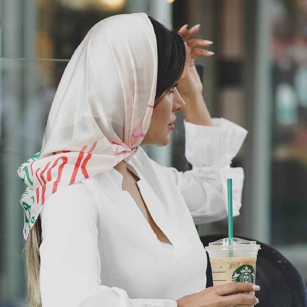 Perzische zijden mini-sjaal voor dames – luxe & levendig design Maah