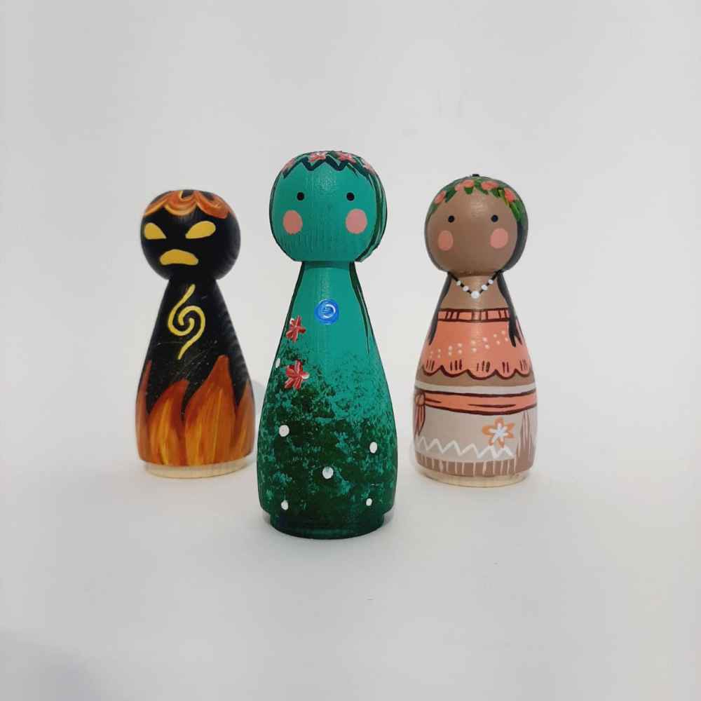 Handgemaakte houten peg-poppen – Droom Thema