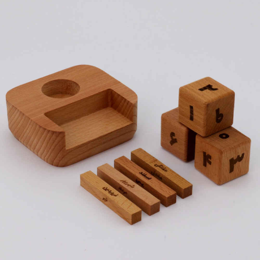 Perzische Bureaukalender — Model Mandegar — Hout
