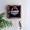 Decoratieve houten wand-sleutelhouder met ontwerp Silver