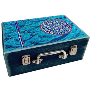 Houten geschenkdoos met Perzische kalligrafie – Nastaliq