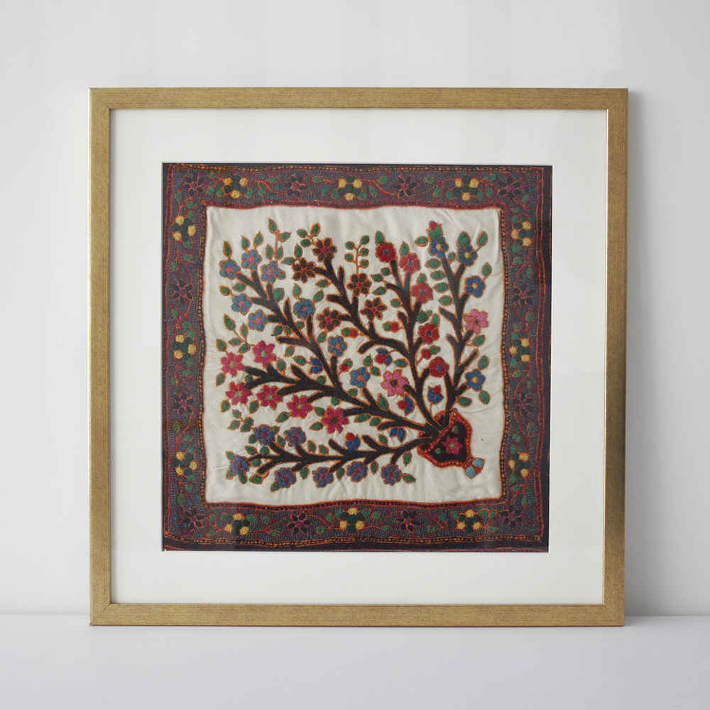 Perzisch geborduurd wandtapijt – bloemen Zendegi textielkunst