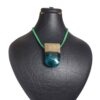 Hout-en-hars ketting handgemaakt artistiek gedurfd model Oghyanous