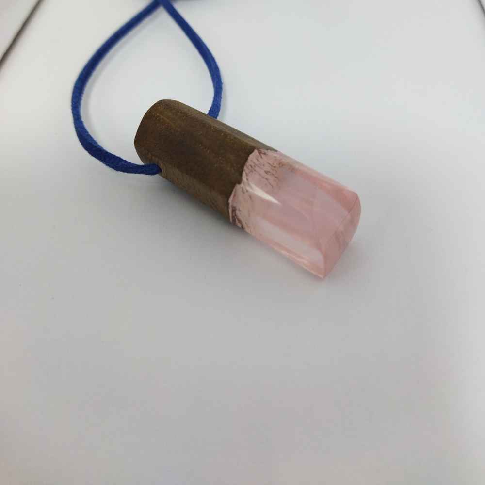 Hout-en-hars ketting handgemaakt artistiek gedurfd model Snow