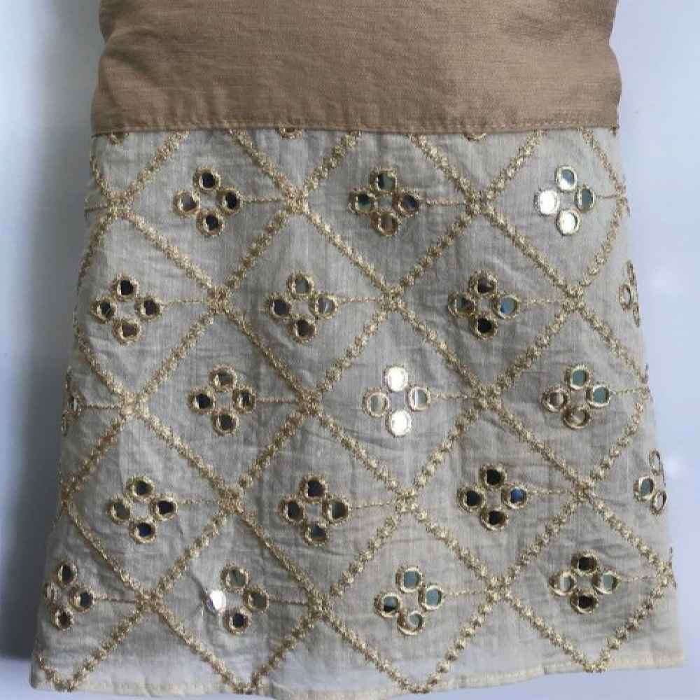 Balochi Geborduurde Sjaal voor Dames – Narges