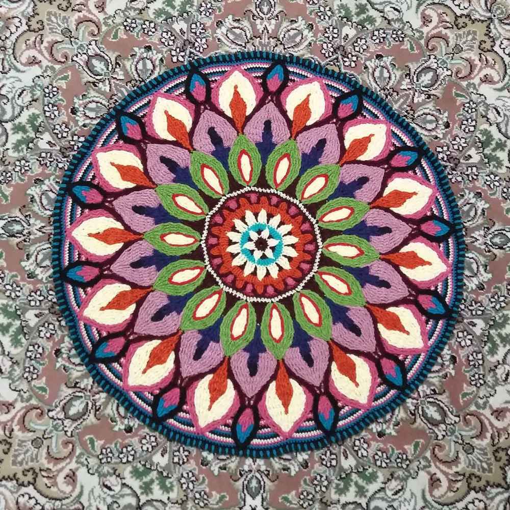 Handgeweven Boho Macramé Vloerkleed – Kokab Patroon