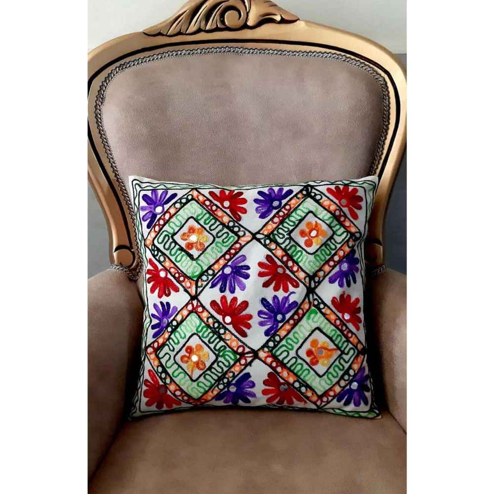 Geborduurde Kussenhoes – Selin Suzani Design