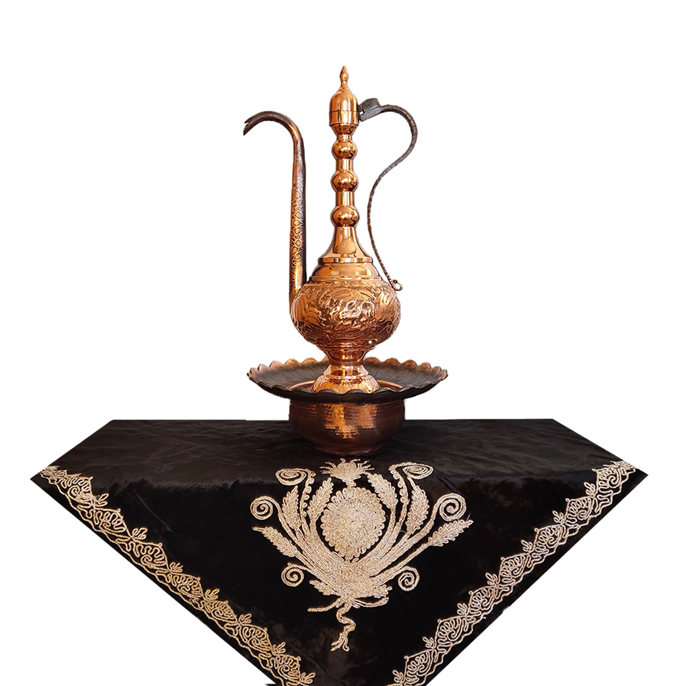 Decoratieve Perzische koperen Aftabeh met bekken – model Afra
