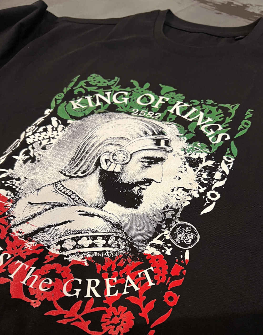 Perzisch T-shirt Cyrus de Grote — Trots op Iran — Wit Katoen
